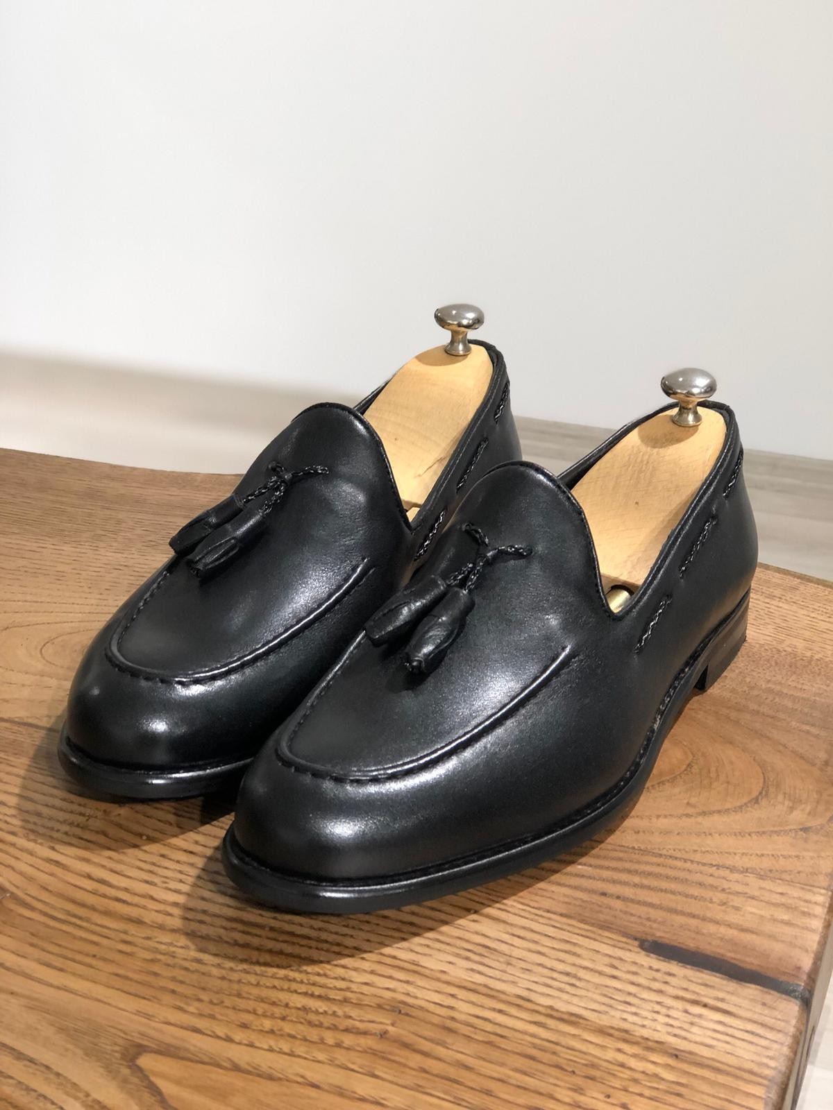 Buy Black Tassel Loafer by Gentwith.com with Free Shipping