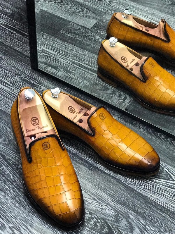 Gold Handmade Calf Leather Bespoke Shoes by