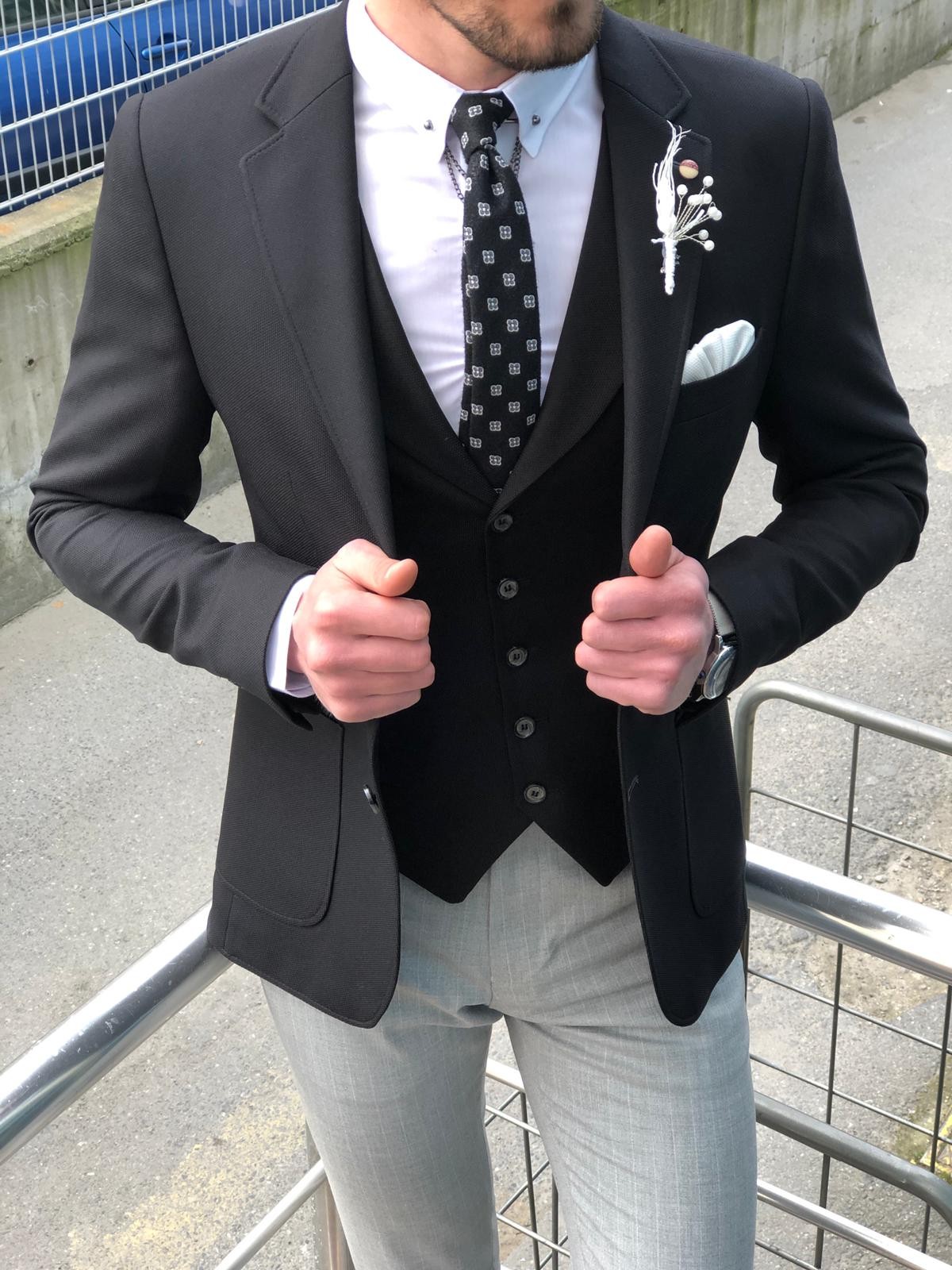https://gentwith.com/wp-content/uploads/2019/03/Frideric-Slim-Fit-Suit-Black.jpeg