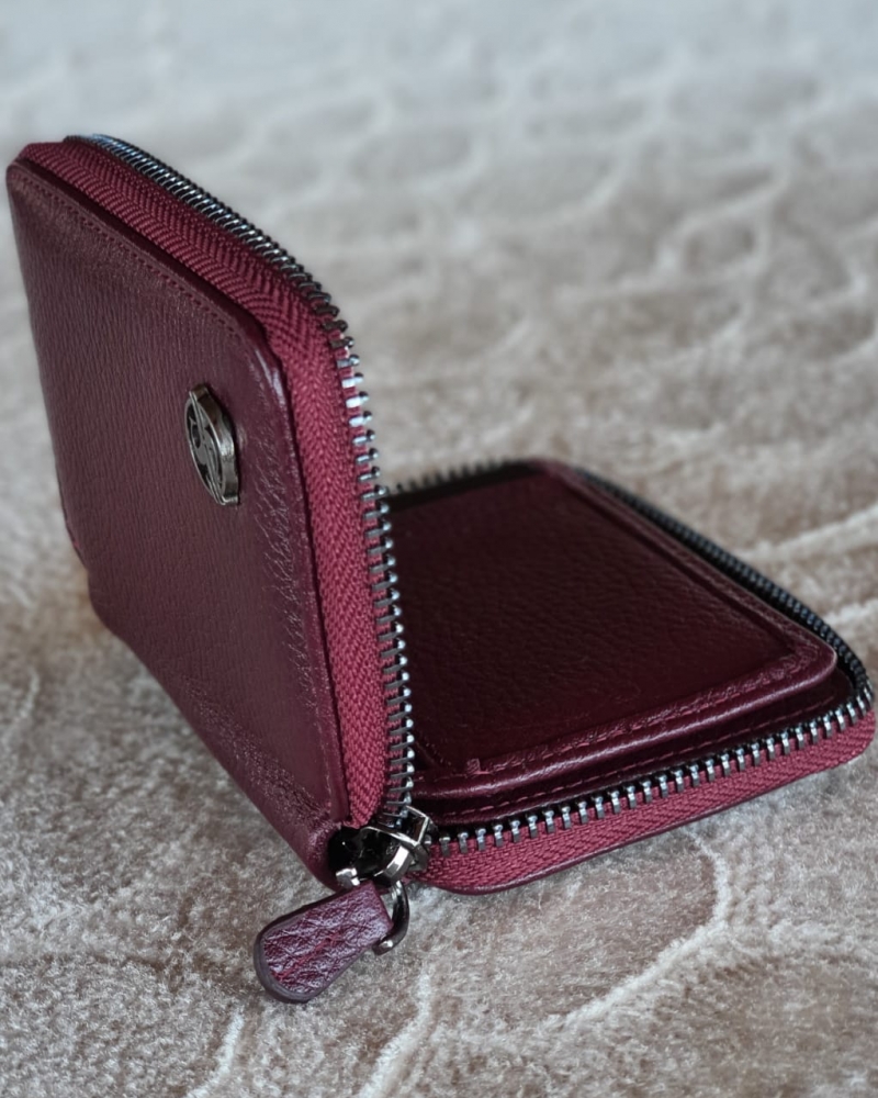 Buy Burgundy Zippered Leather Wallet by GentWith.com | Free Shipping