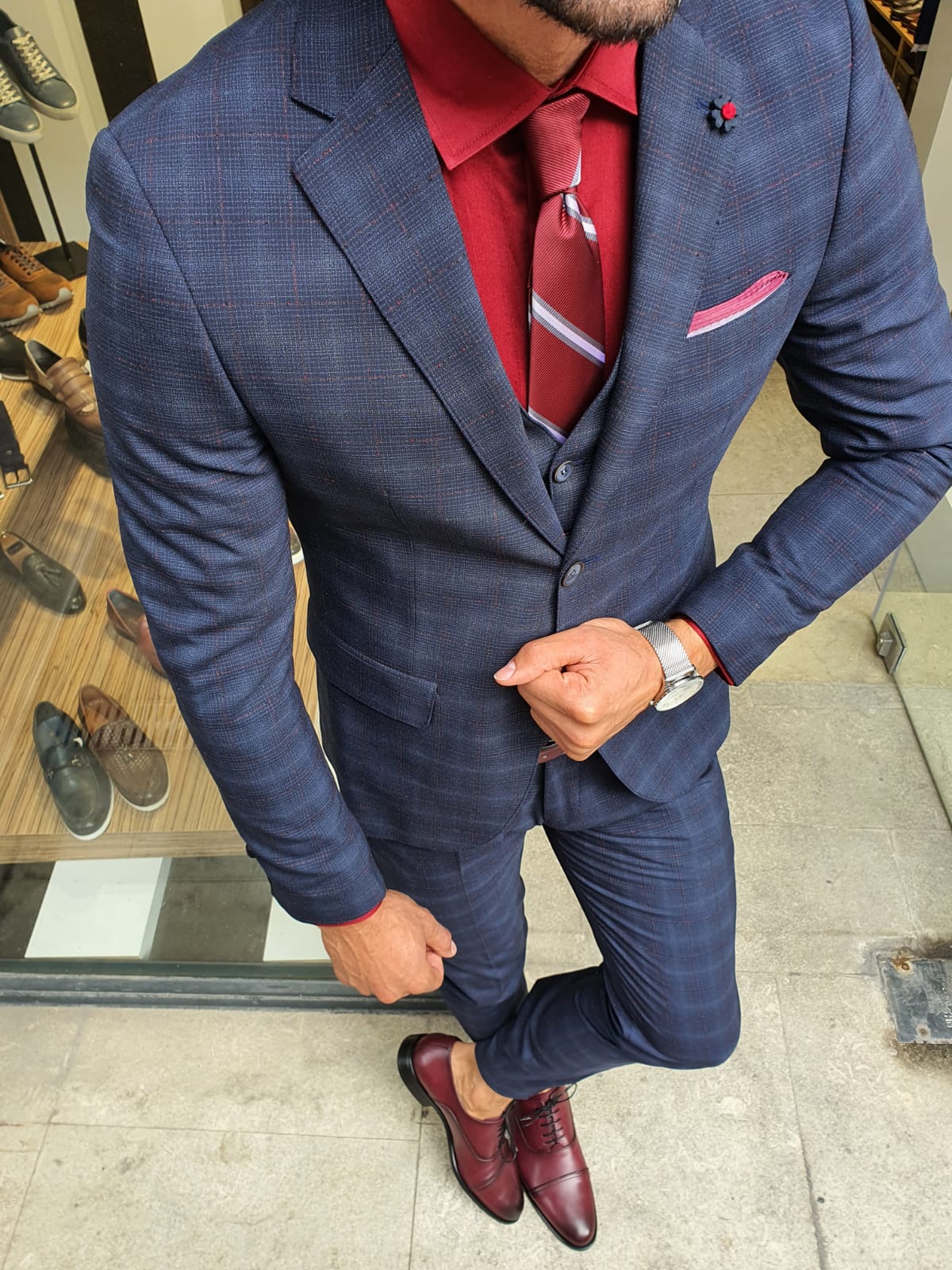 Groveland Court Slim Fit All Black Men's Three Piece Suit With Peak Lapels  | MrGuild
