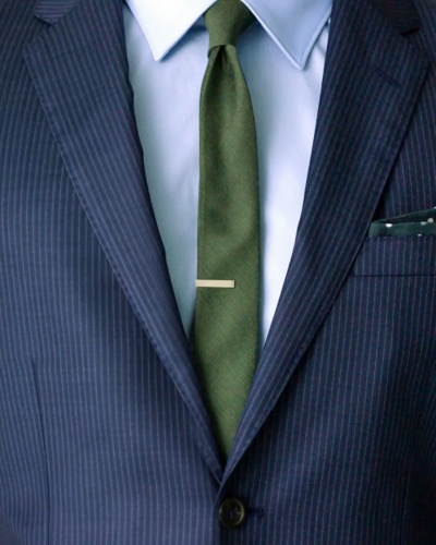 How to Wear a Tie In a Casual Setting by GentWith Blog
