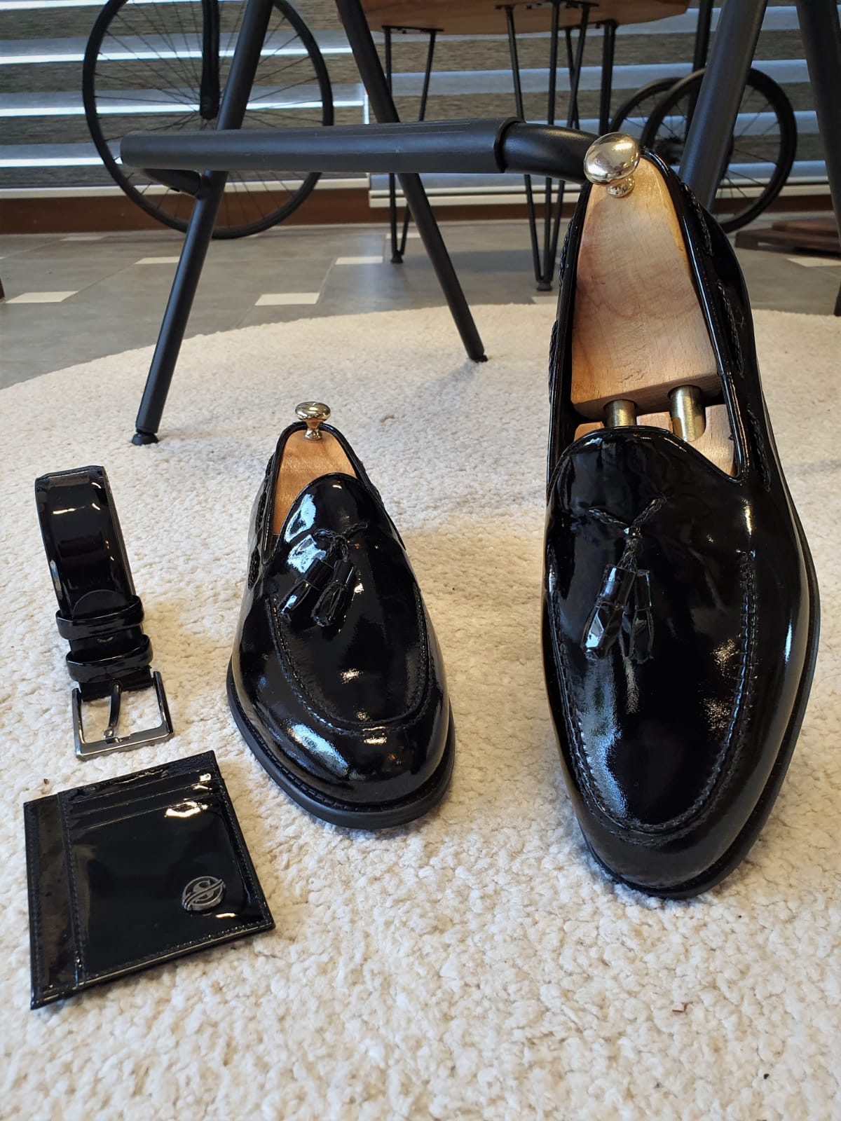 morder Rendezvous Kano Black Patent Leather Tassel Loafers for Men by GentWith.com