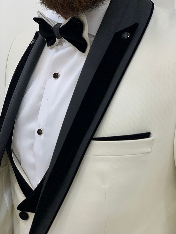 GentWith Laredo White Three Piece Peak Lapel Tuxedo - GENT WITH