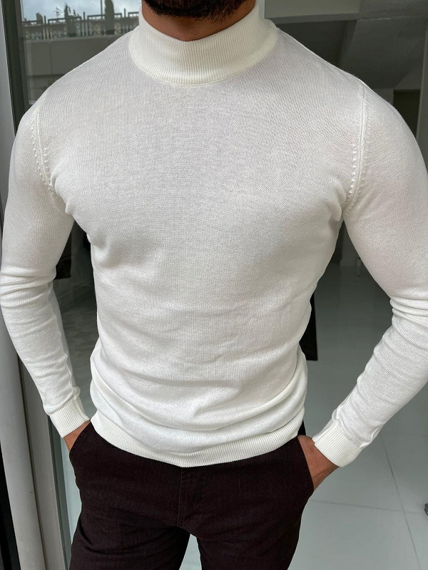 GentWith Hazard Off White Slim Fit Mock Turtleneck Sweater 