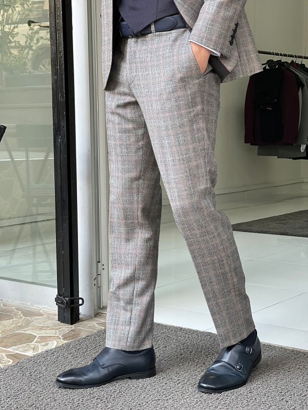 Beige Slim Fit Notch Lapel Plaid Wool Suit for Men by GentWith.com
