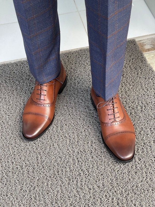 Tan cap toe clearance oxford