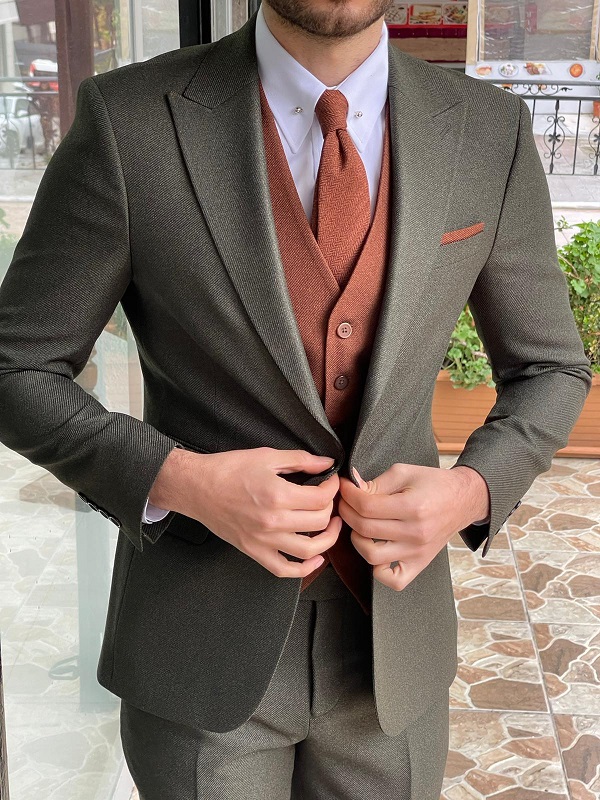Green Slim Fit Peak Lapel Wool Suit for men for Men by Gentwith.com with Free Worldwide Shipping
