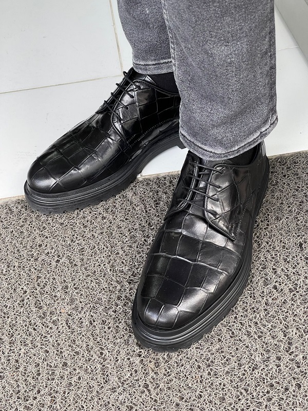 GentWith Hazard Black Crocodile Pattern Derby Shoes 