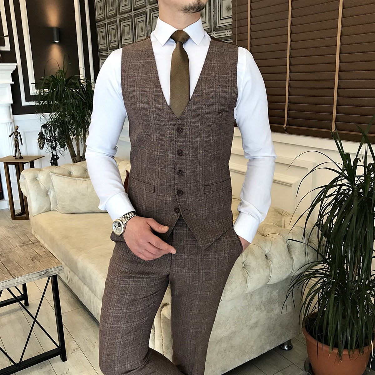 Brown Slim Fit Peak Lapel Plaid Suit for Men by GentWith.com
