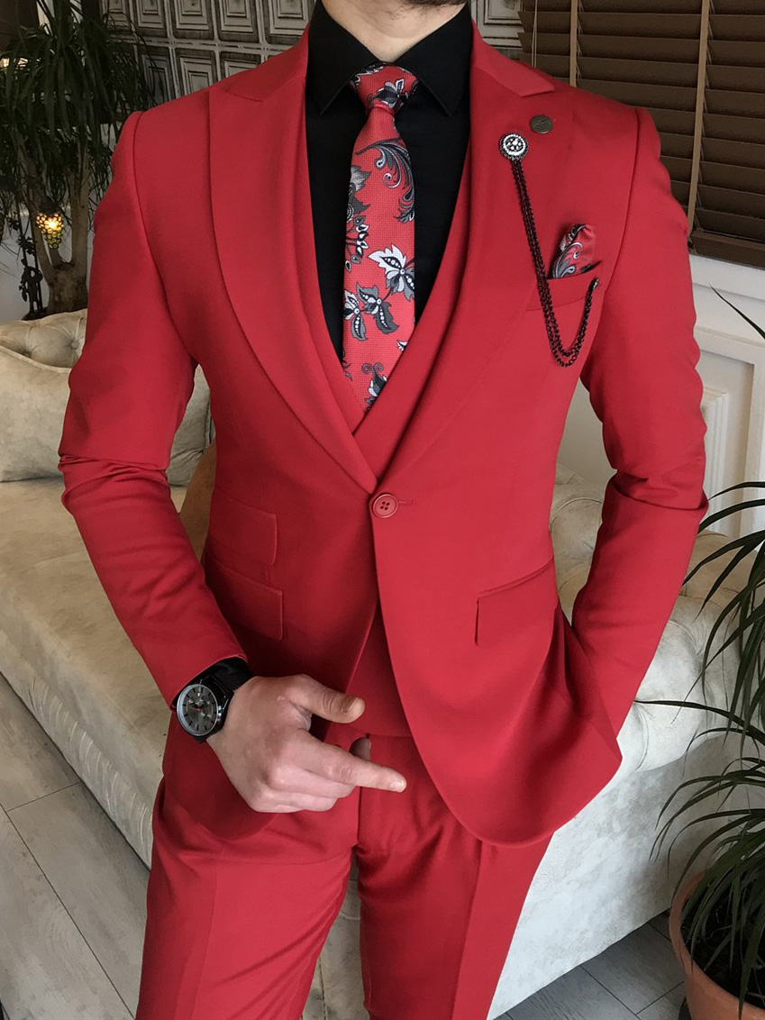 Red Slim Fit Peak Lapel Suit for Men by GentWith.com