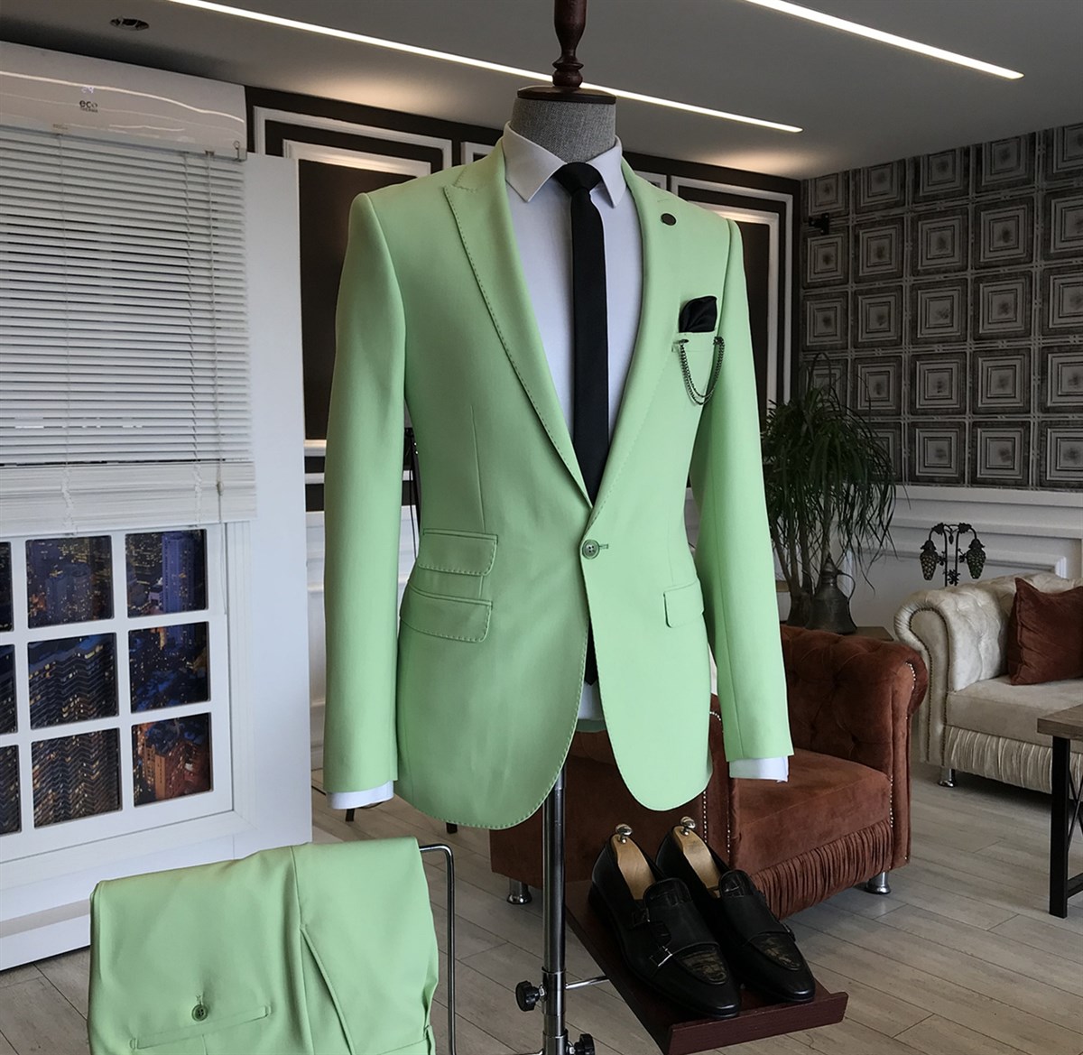 Green Slim Fit 2 Piece Peak Lapel Suit for Men by GentWith.com