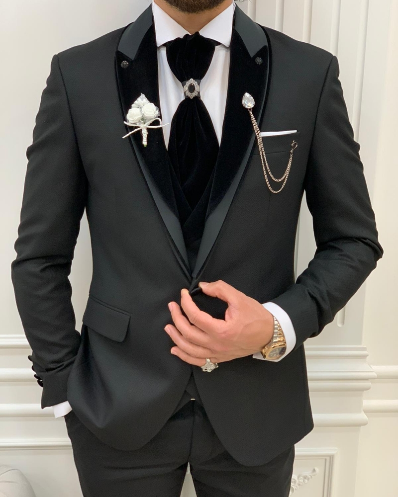 Black Slim Fit Velvet Peak Lapel Wedding Suit by GentWith.com