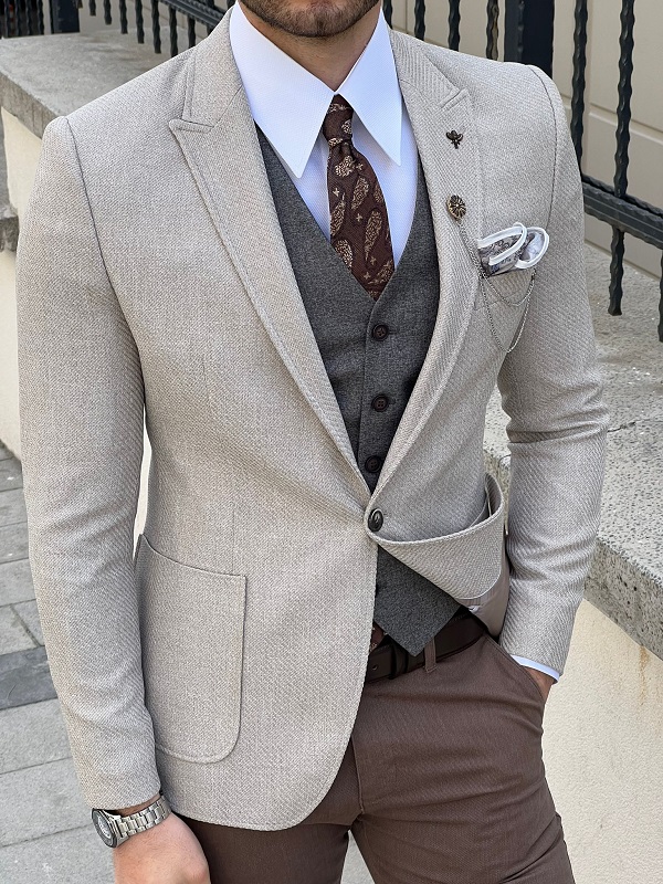 Beige Slim Fit Groom Wedding Suit for Men by GentWith.com