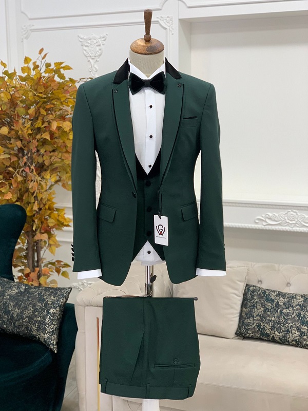 Green tuxedos for Men – Green Wedding Theme