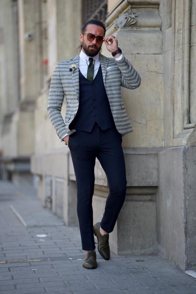 Beige Blazer Outfit Ideas for Men