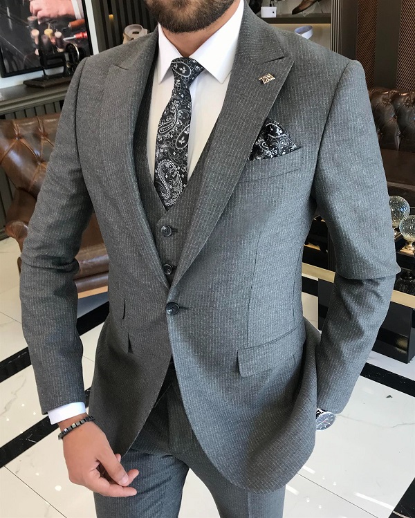 Men Gray Slim Fit 3 Piece Peak Lapel Pinstripe Suit