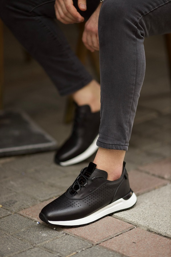 Black Laced High Top Sneakers for Men | GentWith