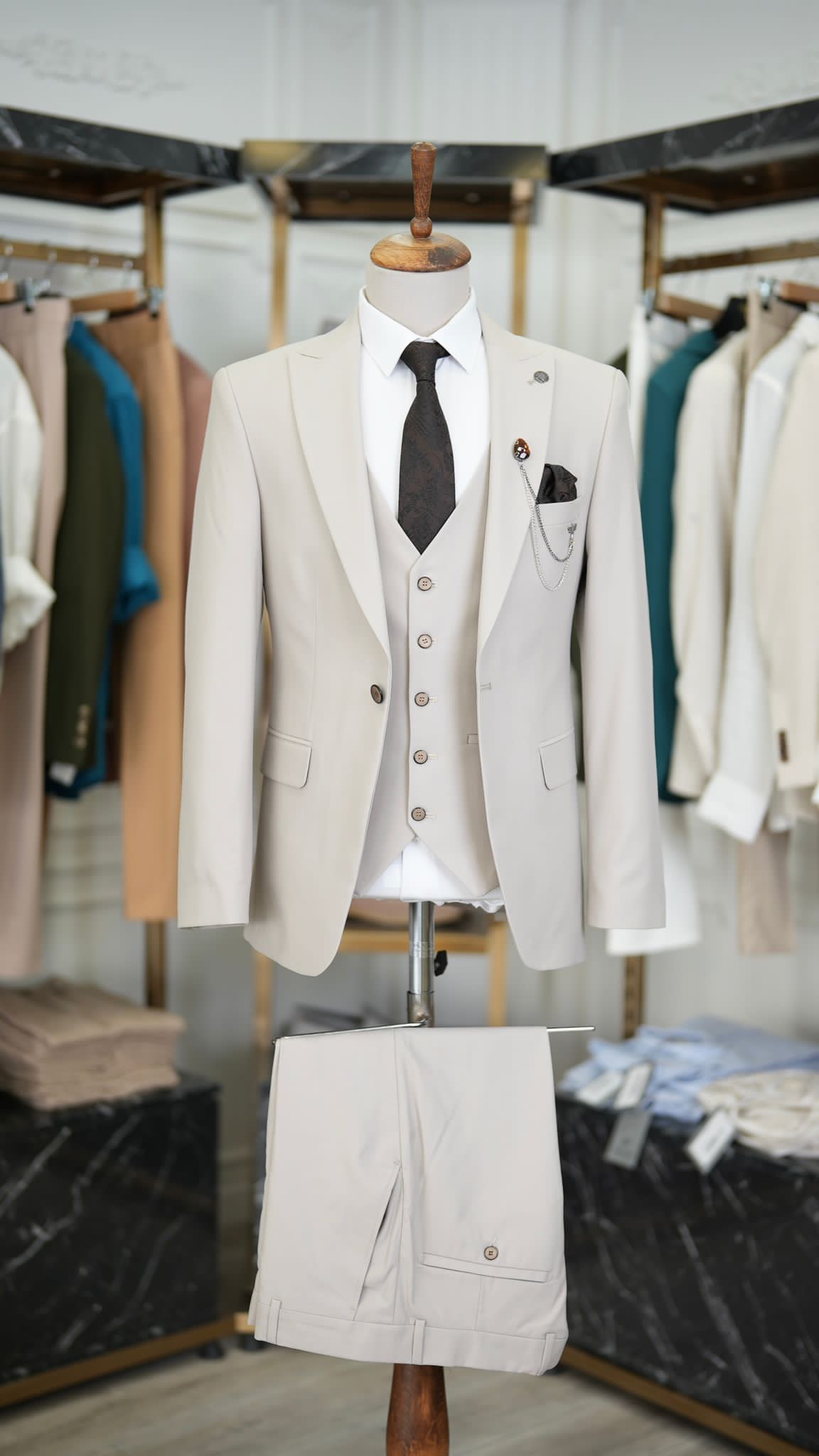 Beige suit and white shirt combination easily make you look elegant and  sharp. A Beige coloured trouser is also very versatile when it comes to  pairing... | By Ehkay Corner TailorsFacebook