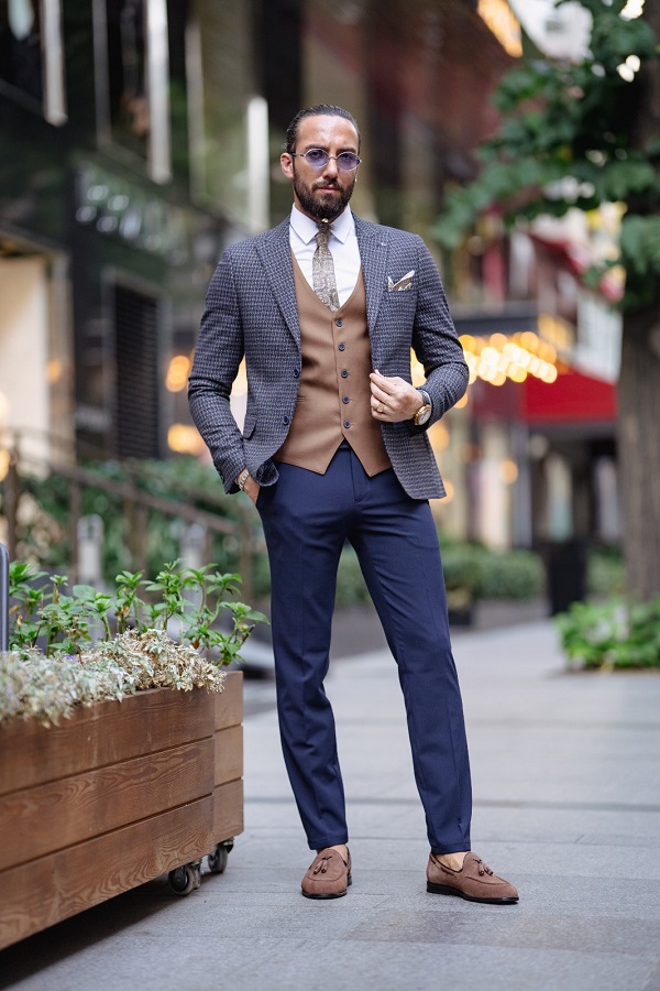 https://gentwith.com/wp-content/uploads/2023/09/Men-Suits-Blue-3-Piece-Slim-Fit-Two-Button-Wedding-Groom-Party-Wear-Coat-Pant-Italian-Designed-Blue-Suit-Blue-Slim-Fit-Striped-Wool-Suit-2.jpeg