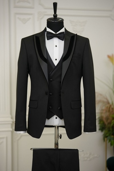 Black Slim Fit Velvet Peak Lapel Tuxedo