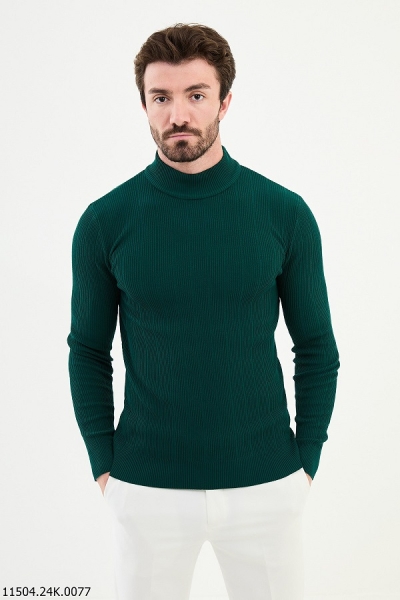 Green Wide Ribbed Mock Turtleneck Wool Sweater