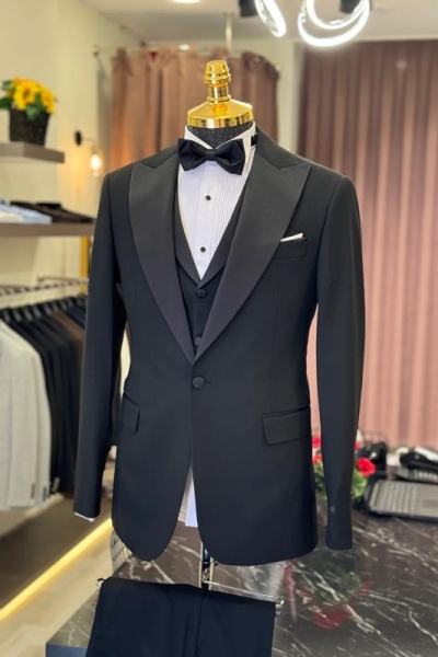 Black Tuxedo Suit